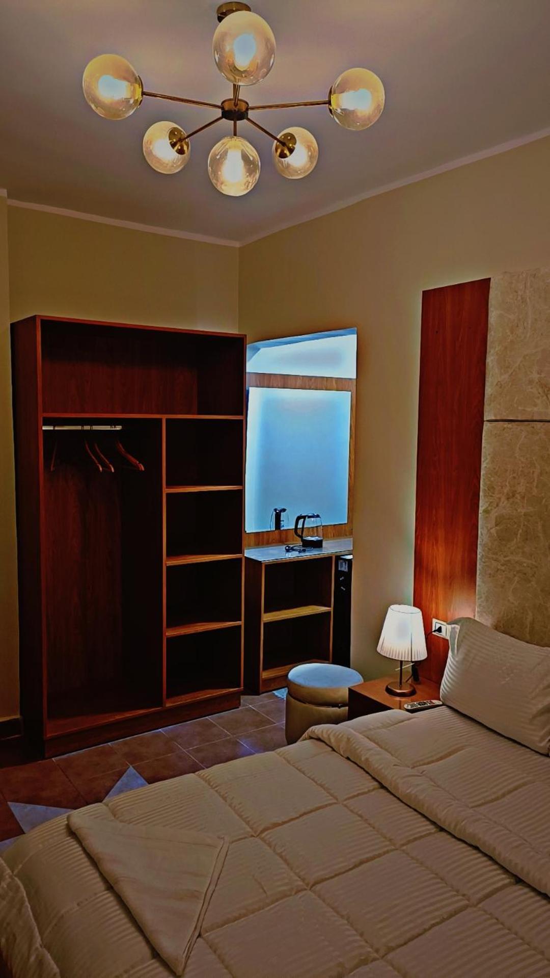 Solima Pyramids Inn Kafrat al Jabal Exterior photo